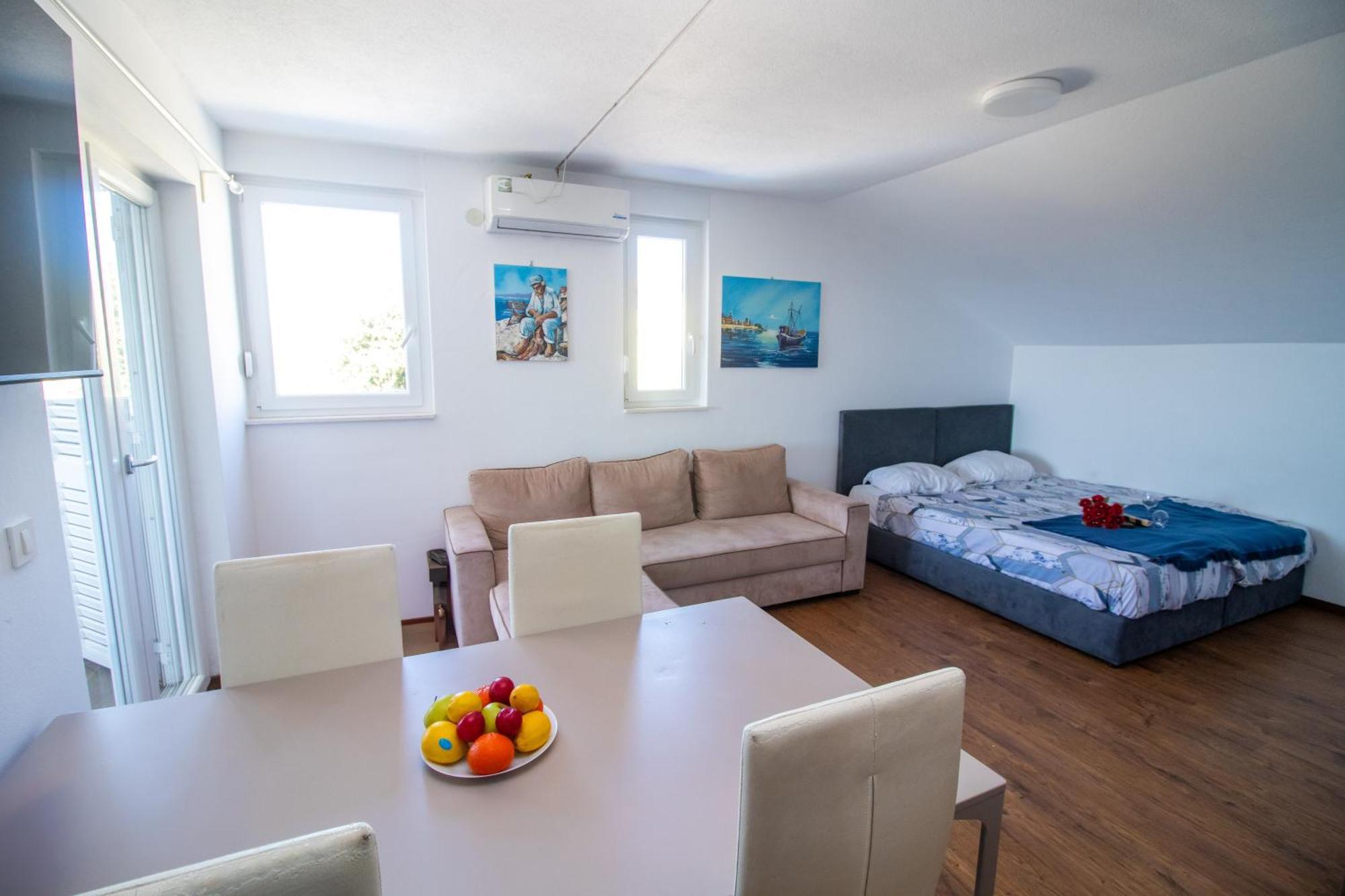 Royal Gajac Apartment Novalja