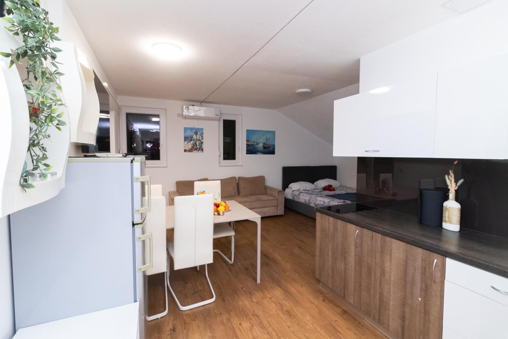 Apartma Royal Gajac *